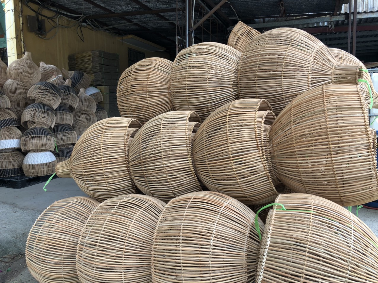 lantern chandelier bamboo rattan