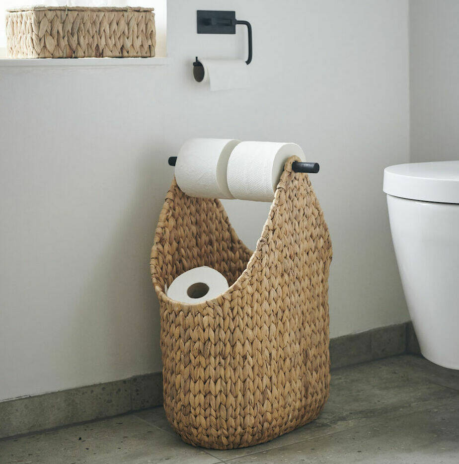 wovem toilet holder