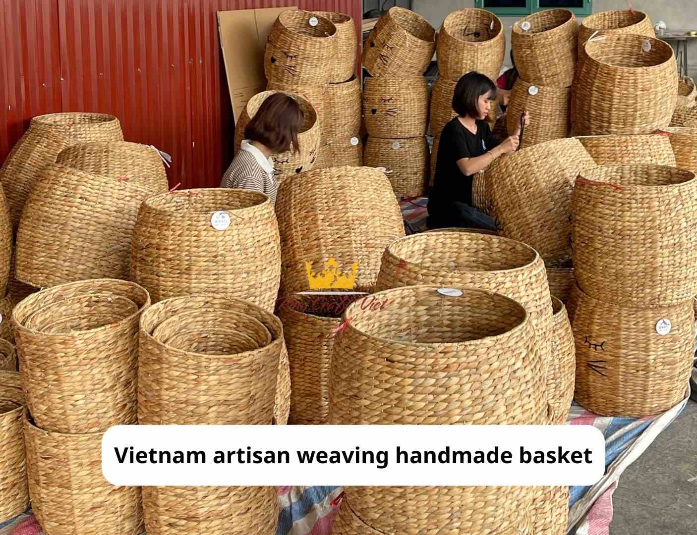 Vietnam artisan weaving handmade basket